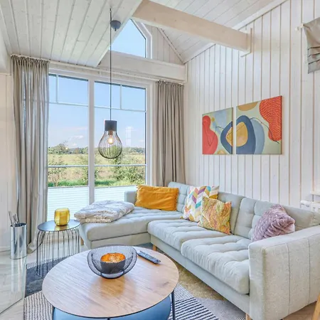 Beautiful In Holiday home *